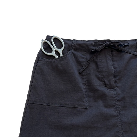 MEC Casual Black Skirt - Size 8 - Picture 8 of 10